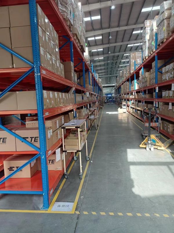 Korrozyondan Koruma Çeşitli Depolama Çözümleri için Endüstriyel Metal Depolama Racklarını Bitirin