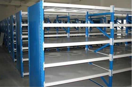 Depo Çelik Orta Görevli Depo Rakı Dikey Çerçeve ve kirişlerle OEM Servisi