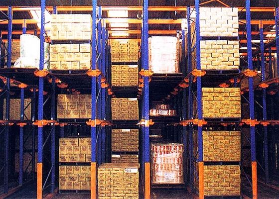 Pallet Racking'te Ağır Görevli Sürücü 1000-4000kg/Seviye Endüstriyel Çelik Racks