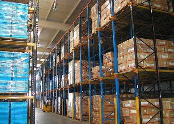 5000mm Yüksek Hacimli Sürücü Depo için Soğuk Dönüştürülmüş Palet Racking