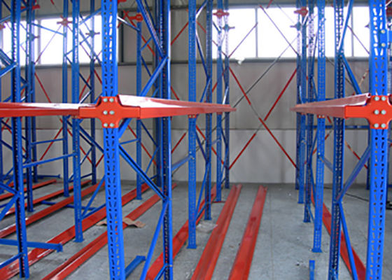 Custom Q345 Pallet Racking, Heavy Duty Warehouse Racks Üreticileri İçin Çelik Sürücü