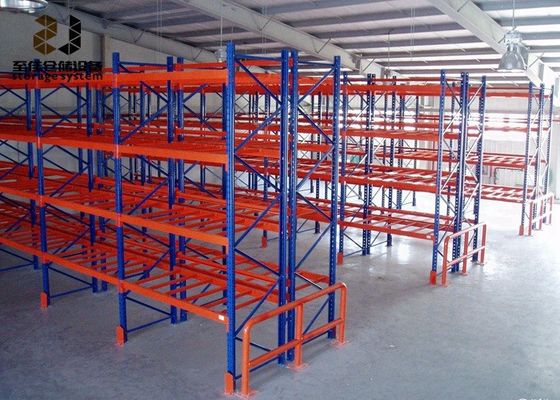 Yüksekliği 2000-6500 mm'lik katmanları kaplayan, seviye başına en fazla 4500 kg güç