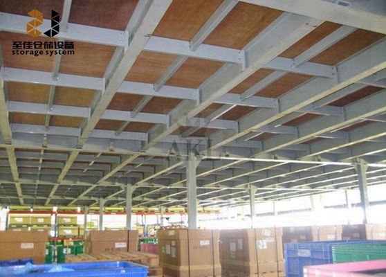 Merdiven kapasitesi 500kg - 4000kg/sqm olan esnek mezzanine platform sistemi