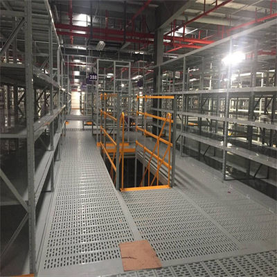 Çelik Endüstriyel Mezzanine Zeminleri Çeşitli Depolama Seçenekleri İçin Her Metrekareye 300-1000kg Yük