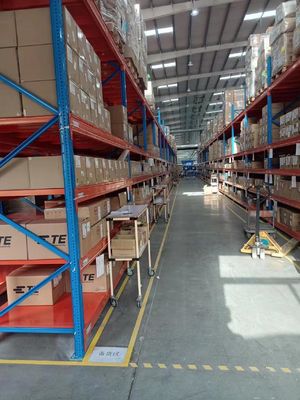 Korrozyondan Koruma Çeşitli Depolama Çözümleri için Endüstriyel Metal Depolama Racklarını Bitirin