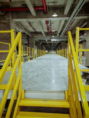 Ağır iş için I kirişli tavan platformu